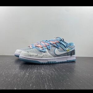 Nike Blue and Pink Men's Sneakers
